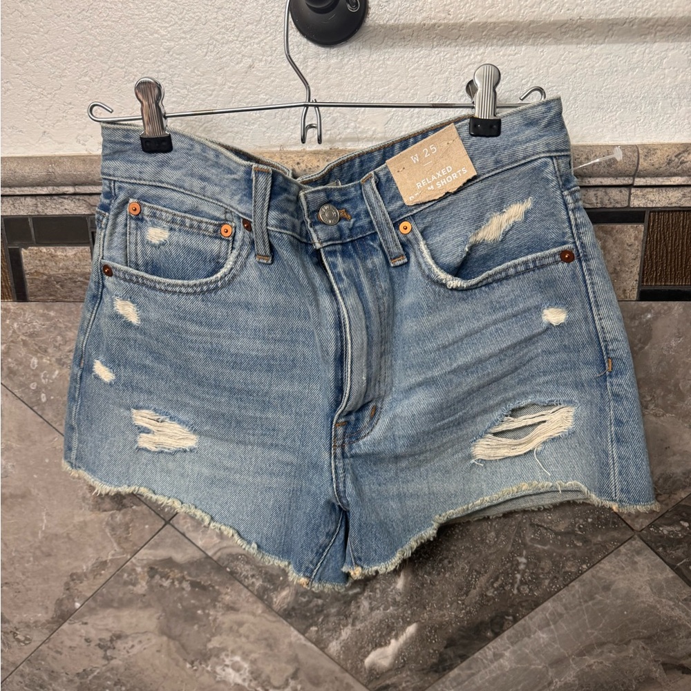 Madewell Relaxed Denim Shorts In Renfield Wash, Destructed Edition